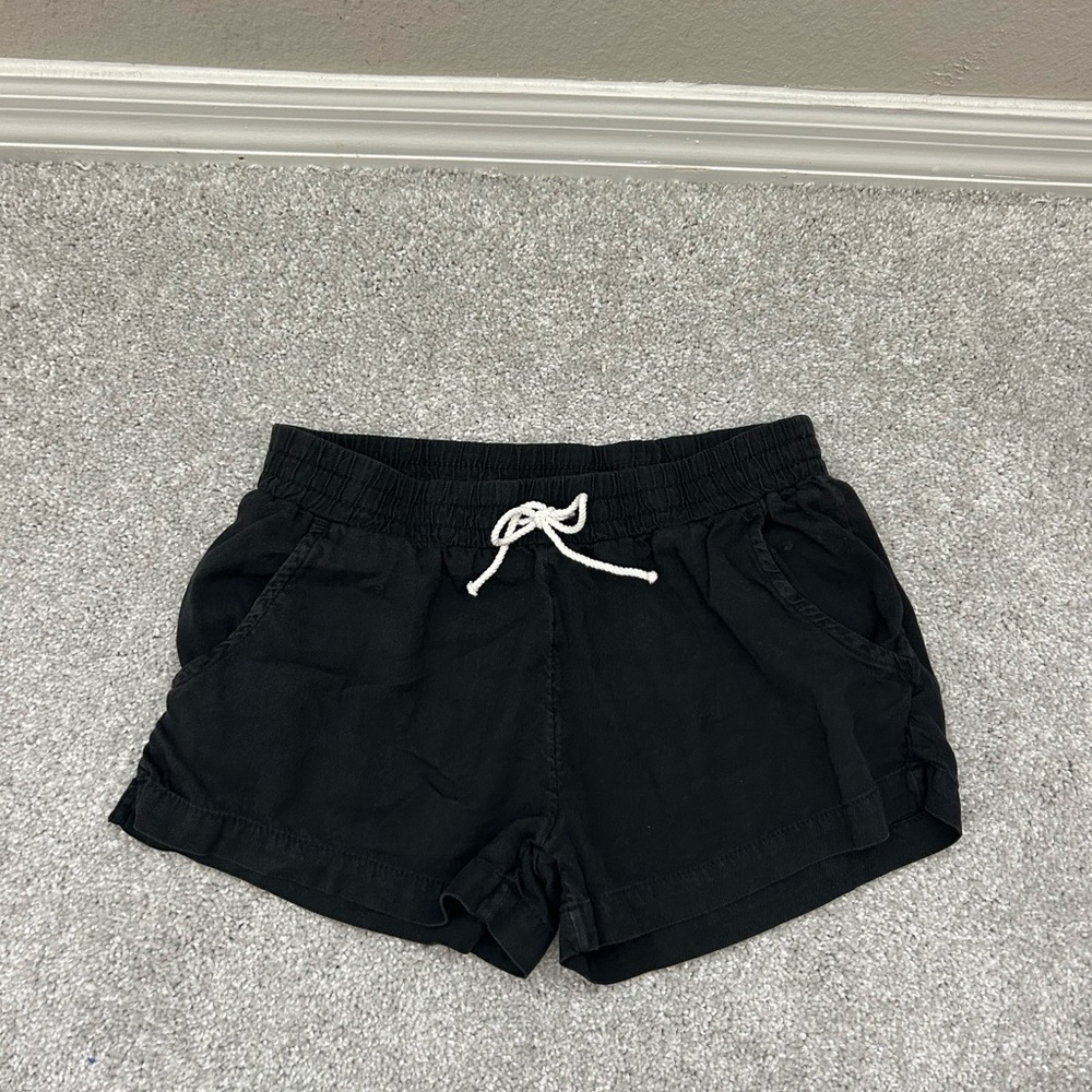 Billabong Girls Black Shorts, size M